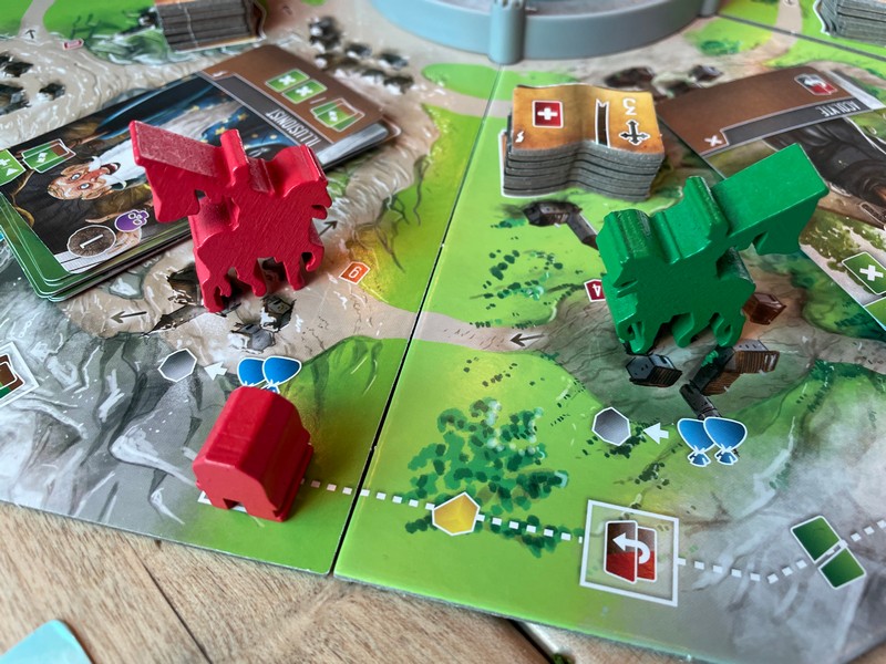 The red Viscount built a building but the Green could build something or get more Stone with a Trade action.