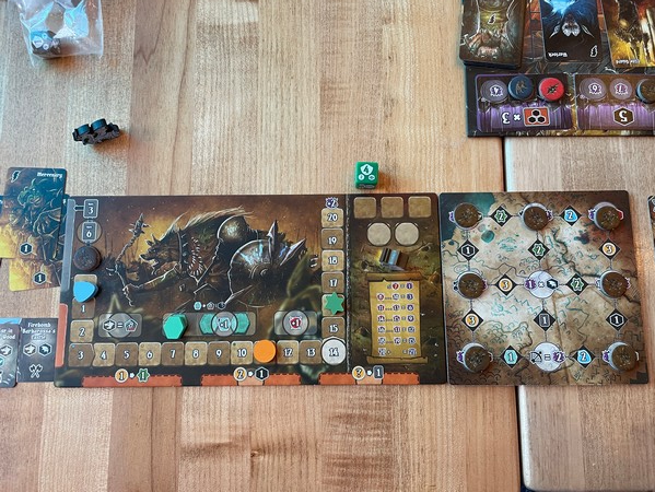 Shadow Kingdoms of Valeria - Player Board & Campaign Map